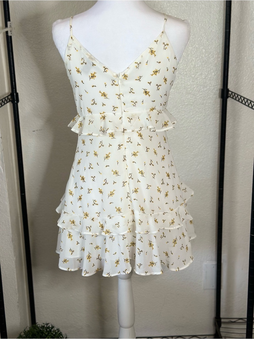 Forever 21 Cream Spaghetti-Strap Tiered Floral Dress